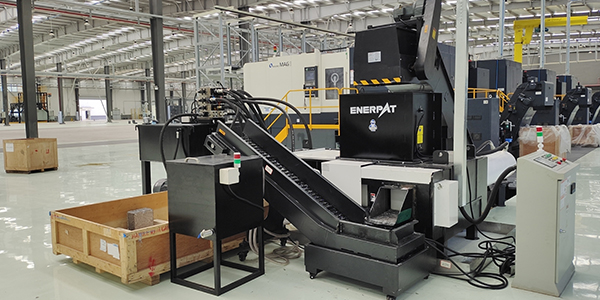 下腳料也能變廢為寶？看這臺金屬下腳料壓塊機！