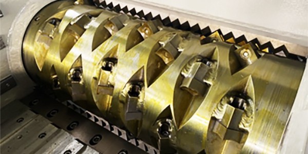 硬質(zhì)PVC塑料破碎機(jī)怎么固定刀片？塑料破碎機(jī)安裝方法介紹