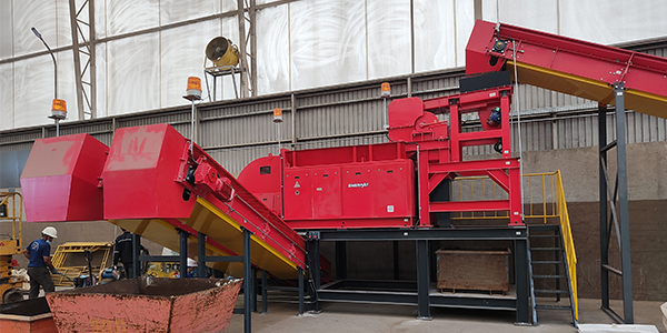 金屬回收的高效處理設備——錘式廢金屬撕碎機