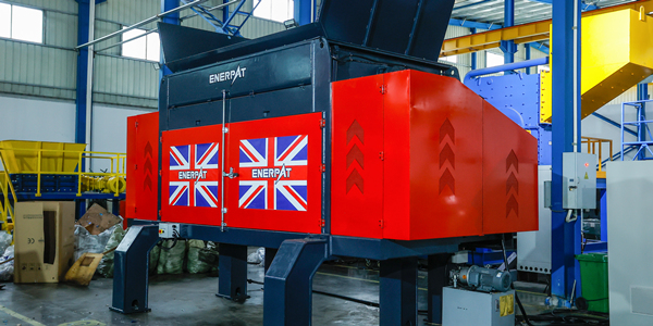 斷橋鋁破碎新紀元，恩派特大型單軸破碎機引領高效回收！