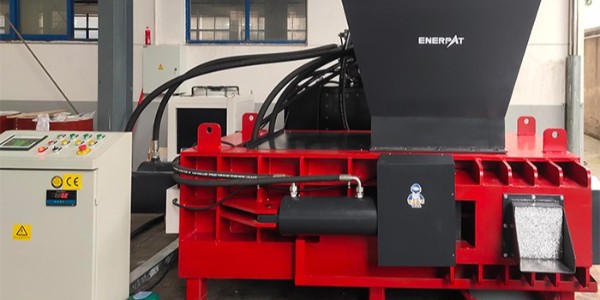 廢鋁打包壓塊機(jī)該怎么選？回收鋁金屬作用大