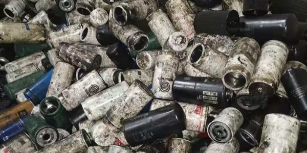機油濾芯回收價值高嗎？機油濾芯破碎機助力回收