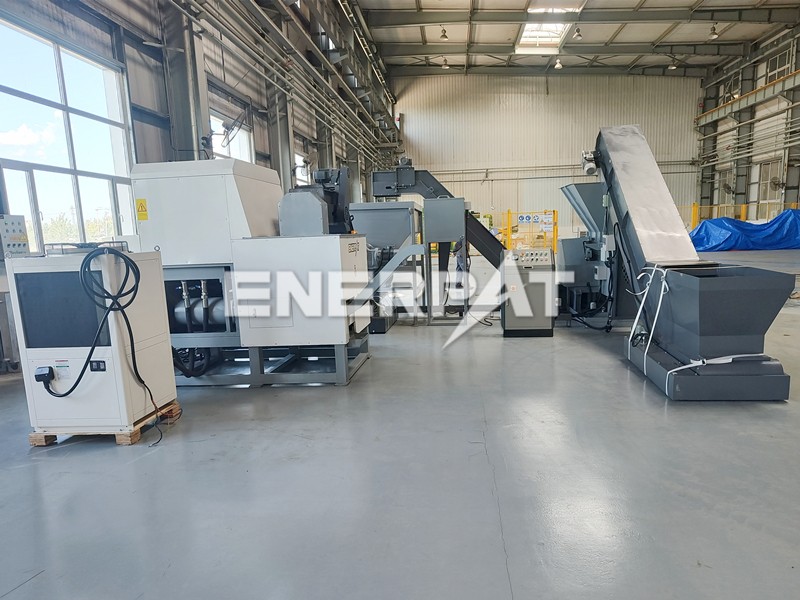 雙出餅鋁屑?jí)簤K機(jī)